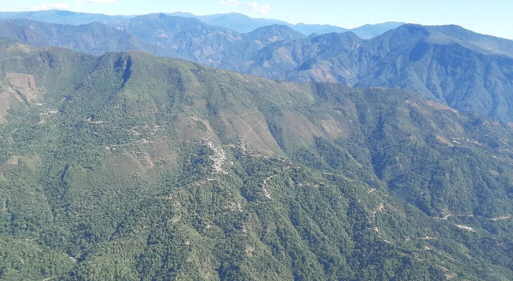 Vista del pueblo desde lo alto en Candelaria Loxicha, Oaxaca