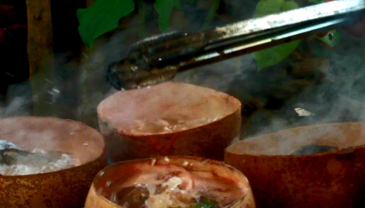 Caldo de piedra, platillo tradicional en San Felipe Usila, Oaxaca