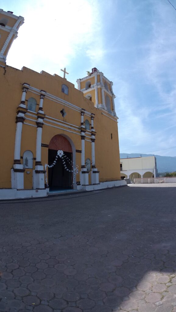 Iglesia de San Pedro en San Pedro Ixcatlán, Oaxaca